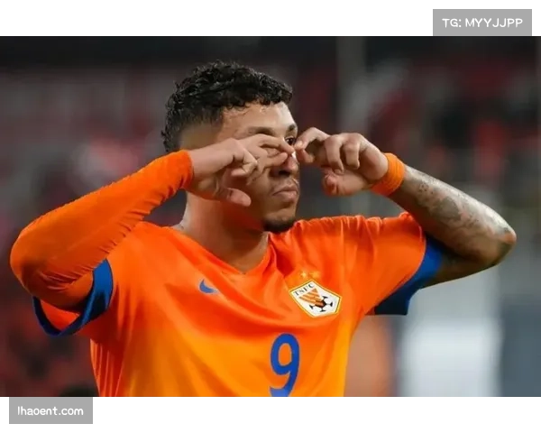 中超球队整体性不足,外援单打独斗影响战术连贯性 中超球队整体性不足,外援单打独斗影响战术连贯性